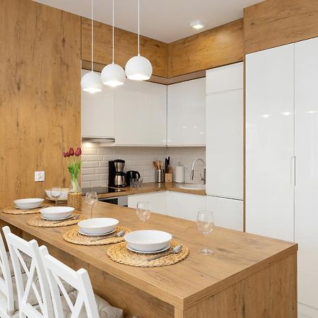 Jantar Apartamenty - Osiedle Bursztynowe II Kolobrzeg Luaran gambar